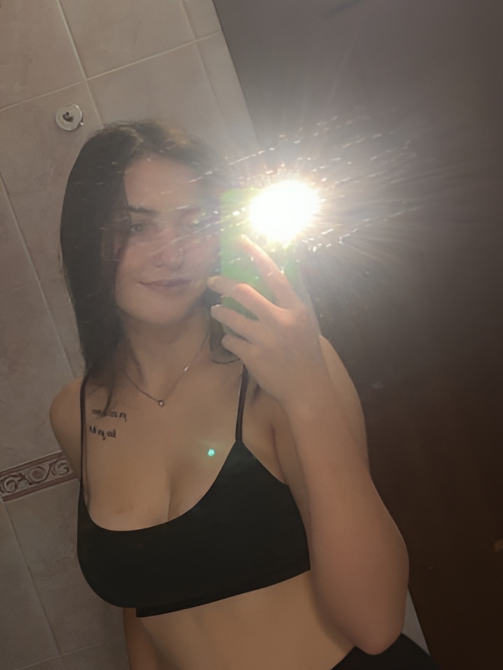 Богдана привлекательная девушка из Челябинска цена от 2500 руб