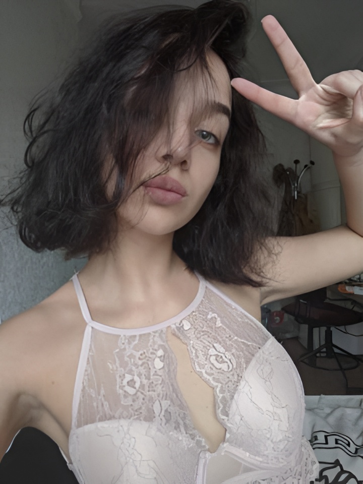 Вероника привлекательная девушка из Челябинска цена от 4000 руб