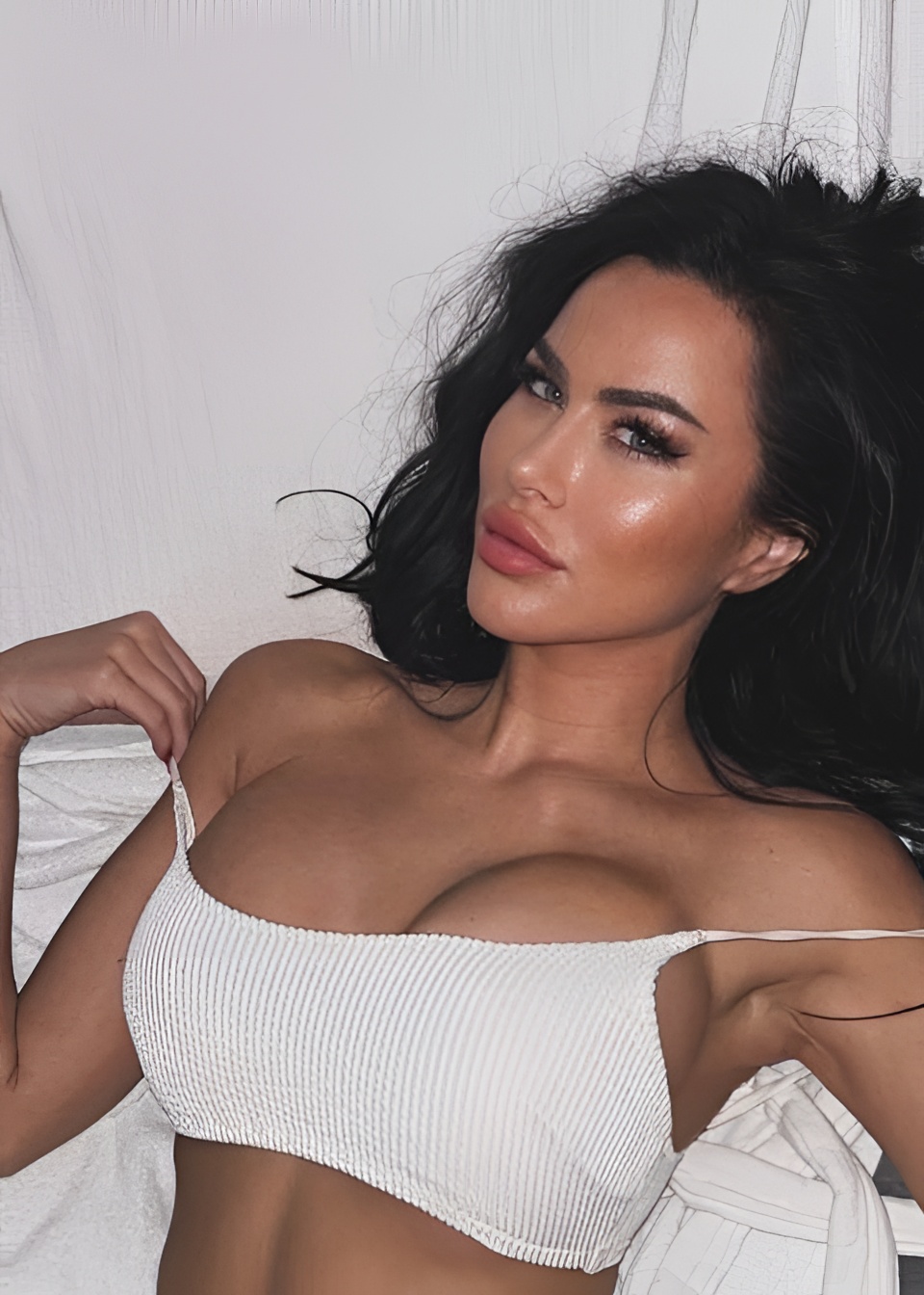 АВРОРА ТОП привлекательная девушка из Челябинска цена от 18000 руб